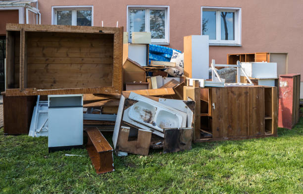 Best Hot Tub Removal  in Independence, WI